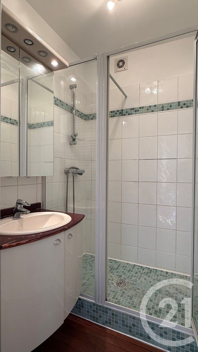 Appartement F2 à vendre - 2 pièces - 39.48 m2 - VINCENNES - 94 - ILE-DE-FRANCE - Century 21 L'Immobilier De Confiance