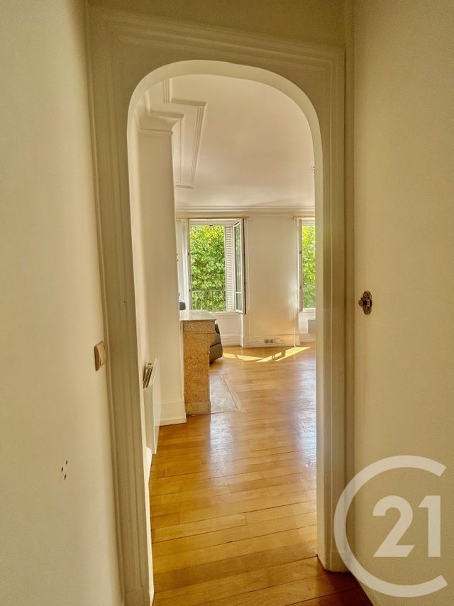 Appartement F2 bis à vendre - 3 pièces - 46.0 m2 - VINCENNES - 94 - ILE-DE-FRANCE - Century 21 L'Immobilier De Confiance