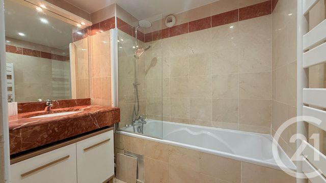 Appartement F2 à vendre - 2 pièces - 43.0 m2 - VINCENNES - 94 - ILE-DE-FRANCE - Century 21 L'Immobilier De Confiance