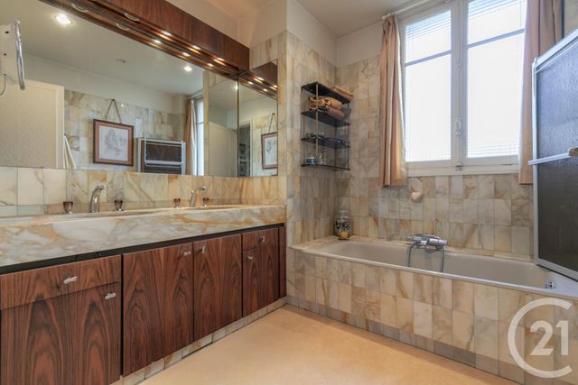 Appartement F6 à vendre - 6 pièces - 137.23 m2 - VINCENNES - 94 - ILE-DE-FRANCE - Century 21 L'Immobilier De Confiance