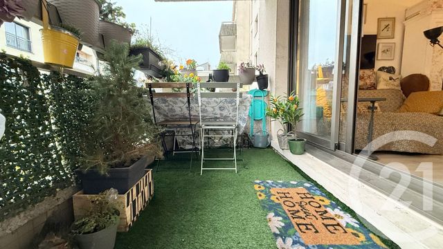 Appartement F2 à vendre - 2 pièces - 42.5 m2 - VINCENNES - 94 - ILE-DE-FRANCE - Century 21 L'Immobilier De Confiance