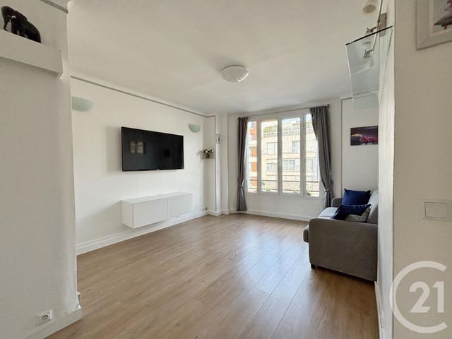 Appartement F2 à vendre - 2 pièces - 28.45 m2 - CHARENTON LE PONT - 94 - ILE-DE-FRANCE - Century 21 L'Immobilier De Confiance