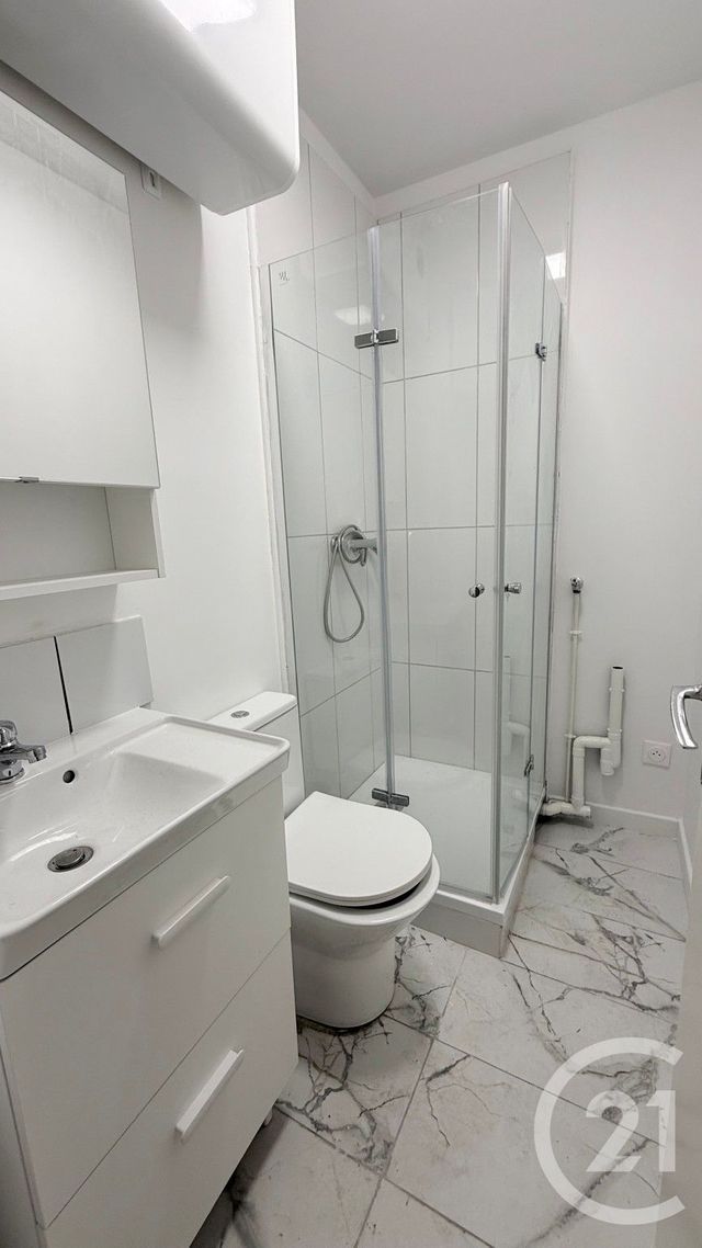 Appartement F2 à vendre - 2 pièces - 29.87 m2 - VINCENNES - 94 - ILE-DE-FRANCE - Century 21 L'Immobilier De Confiance