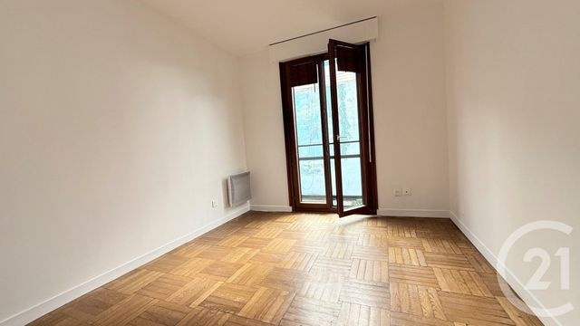 Appartement F2 à vendre - 2 pièces - 44.08 m2 - VINCENNES - 94 - ILE-DE-FRANCE - Century 21 L'Immobilier De Confiance