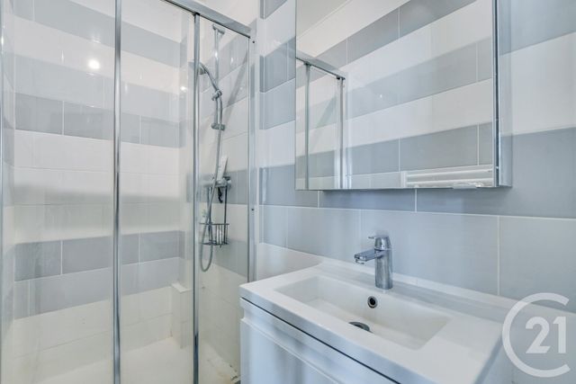 Appartement F2 à vendre - 2 pièces - 34.76 m2 - FONTENAY SOUS BOIS - 94 - ILE-DE-FRANCE - Century 21 L'Immobilier De Confiance