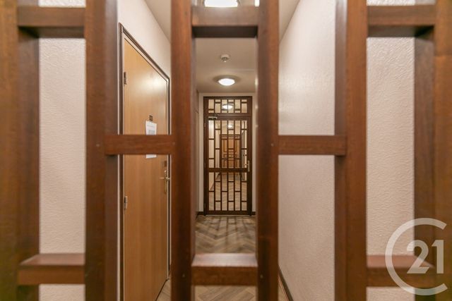 Appartement à vendre - 2 pièces - 42.2 m2 - ST MANDE - 94 - ILE-DE-FRANCE - Century 21 L'Immobilier De Confiance