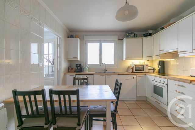 Appartement F4 à vendre - 4 pièces - 93.4 m2 - VINCENNES - 94 - ILE-DE-FRANCE - Century 21 L'Immobilier De Confiance