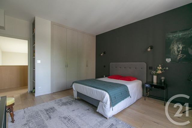 maison à vendre - 7 pièces - 259.03 m2 - LA VARENNE ST HILAIRE - 94 - ILE-DE-FRANCE - Century 21 L'Immobilier De Confiance