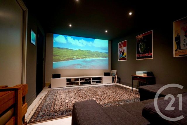 maison à vendre - 7 pièces - 259.03 m2 - LA VARENNE ST HILAIRE - 94 - ILE-DE-FRANCE - Century 21 L'Immobilier De Confiance