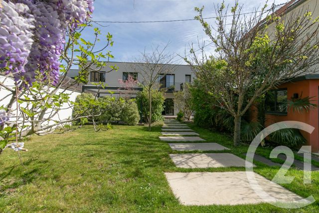 maison à vendre - 7 pièces - 259.03 m2 - LA VARENNE ST HILAIRE - 94 - ILE-DE-FRANCE - Century 21 L'Immobilier De Confiance