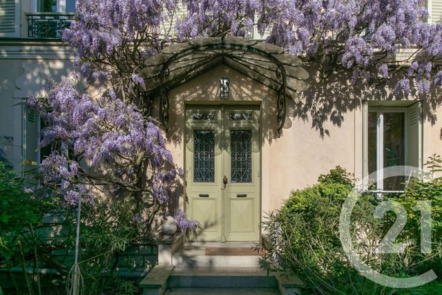 maison à vendre - 7 pièces - 175.32 m2 - FONTENAY SOUS BOIS - 94 - ILE-DE-FRANCE - Century 21 L'Immobilier De Confiance