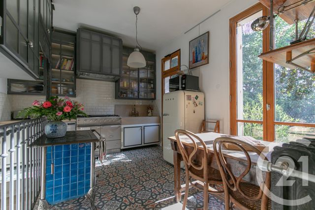 maison à vendre - 7 pièces - 175.32 m2 - FONTENAY SOUS BOIS - 94 - ILE-DE-FRANCE - Century 21 L'Immobilier De Confiance