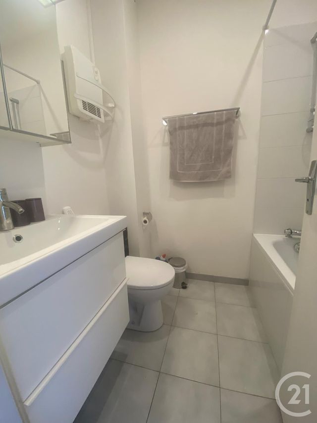 Appartement F1 à louer - 1 pièce - 28.07 m2 - VINCENNES - 94 - ILE-DE-FRANCE - Century 21 L'Immobilier De Confiance