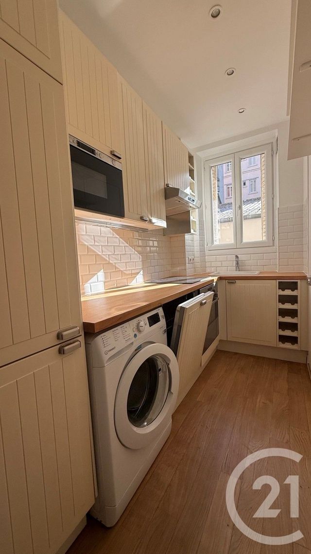 Appartement F2 à vendre - 2 pièces - 42.76 m2 - VINCENNES - 94 - ILE-DE-FRANCE - Century 21 L'Immobilier De Confiance
