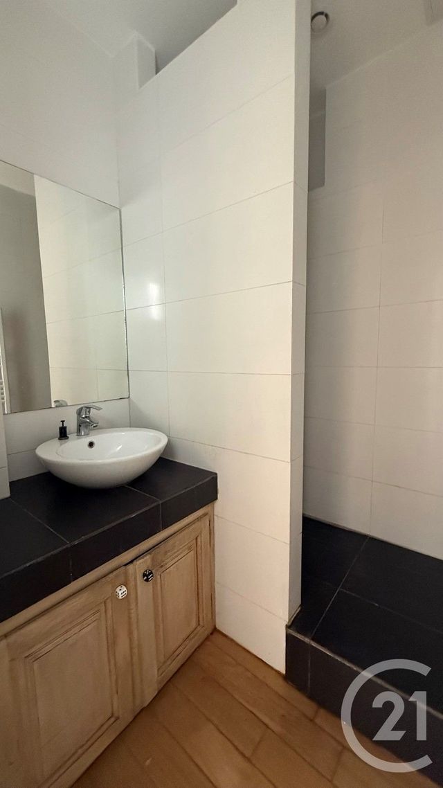 Appartement F2 à vendre - 2 pièces - 42.76 m2 - VINCENNES - 94 - ILE-DE-FRANCE - Century 21 L'Immobilier De Confiance
