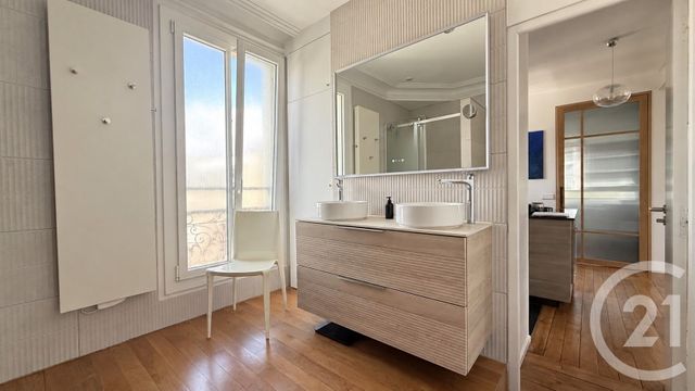 Appartement Duplex à vendre - 4 pièces - 100.0 m2 - VINCENNES - 94 - ILE-DE-FRANCE - Century 21 L'Immobilier De Confiance
