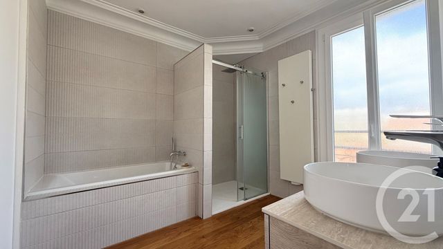 Appartement Duplex à vendre - 4 pièces - 100.0 m2 - VINCENNES - 94 - ILE-DE-FRANCE - Century 21 L'Immobilier De Confiance